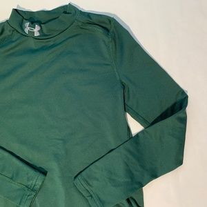 UNDER ARMOUR COLD GEAR FITTED IN HUNTER GREEN